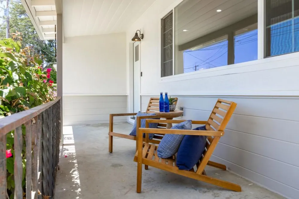 4805 Emerald Street Capitola, CA 95010
