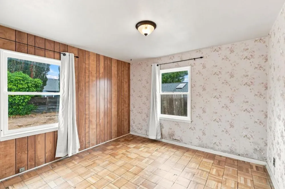 61 Work Avenue Del Rey Oaks, CA 93940
