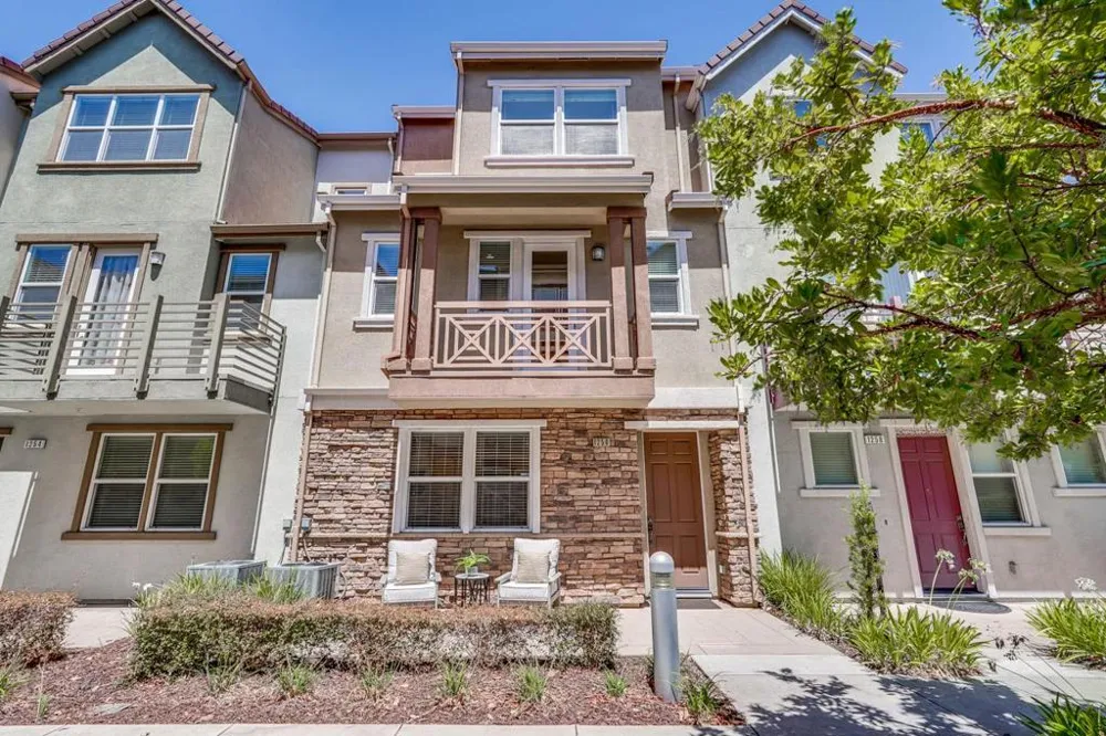 1256 Water Lily Way San Jose, CA 95129
