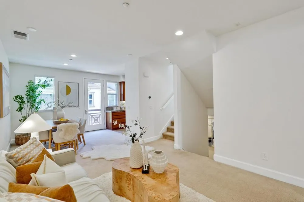 1256 Water Lily Way San Jose, CA 95129
