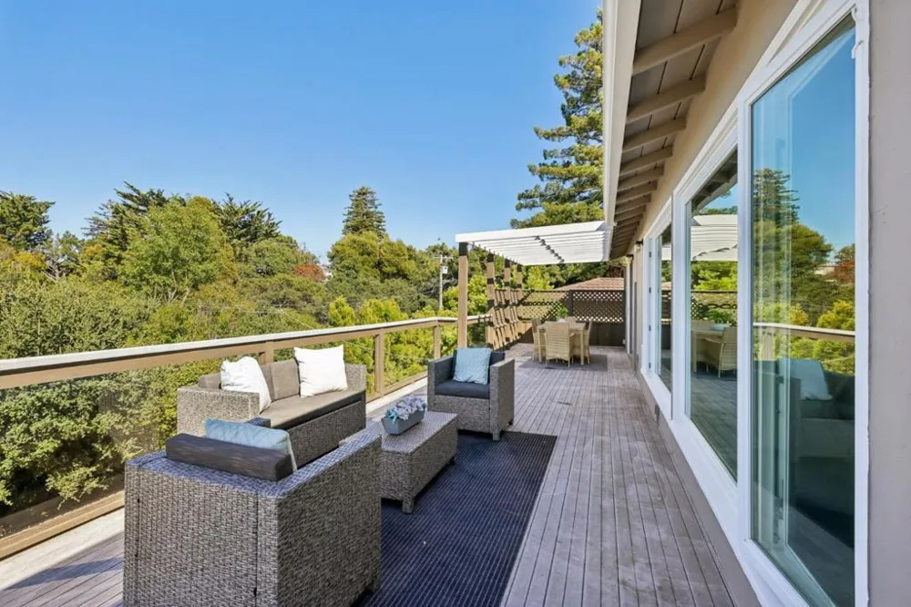 1512 Alturas Drive Burlingame, CA 94010
