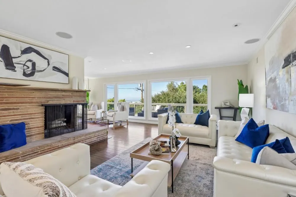 1512 Alturas Drive Burlingame, CA 94010