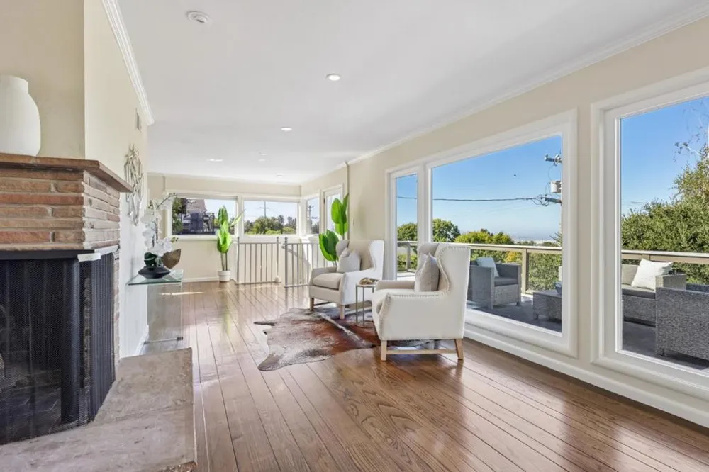 1512 Alturas Drive Burlingame, CA 94010