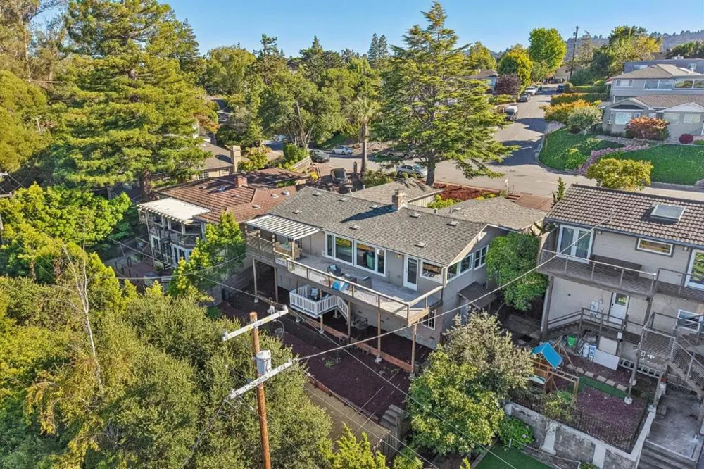 1512 Alturas Drive Burlingame, CA 94010