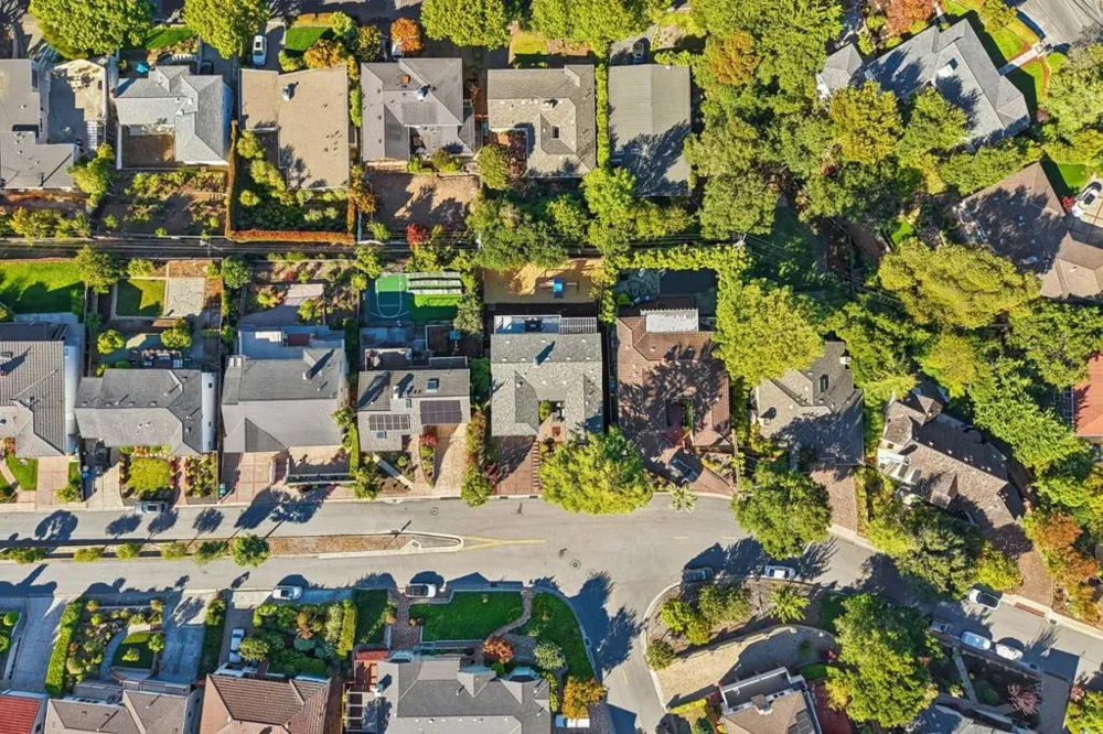 1512 Alturas Drive Burlingame, CA 94010