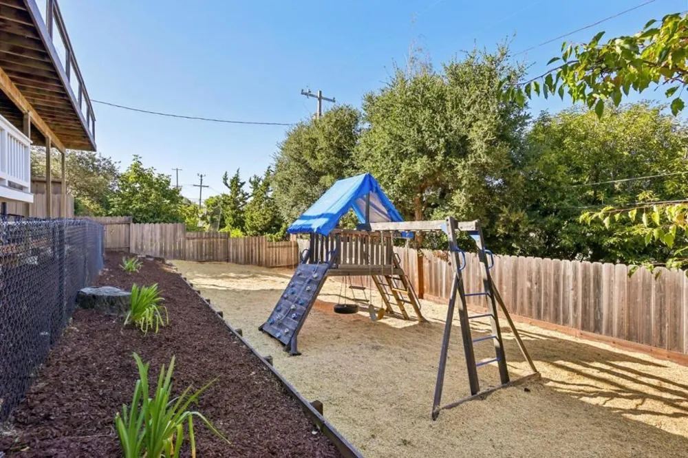 1512 Alturas Drive Burlingame, CA 94010