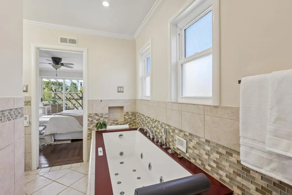 1512 Alturas Drive Burlingame, CA 94010