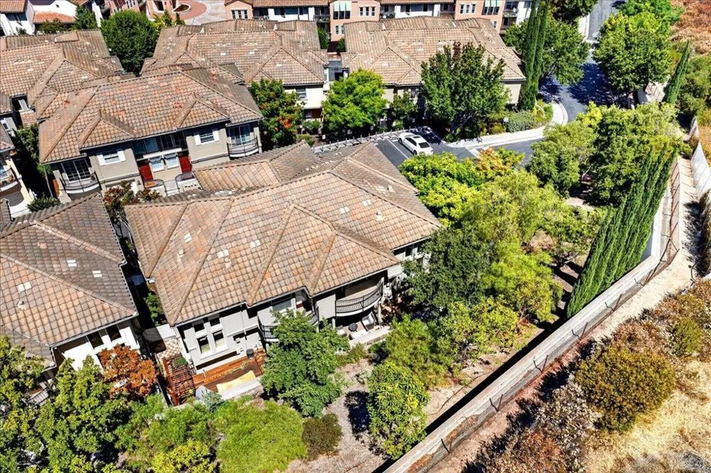 2695 Villa Cortona Way San Jose, CA 95125