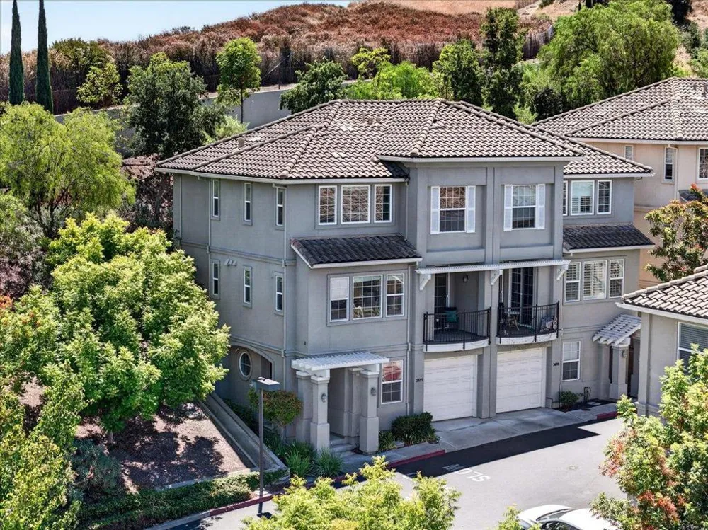 2695 Villa Cortona Way San Jose, CA 95125