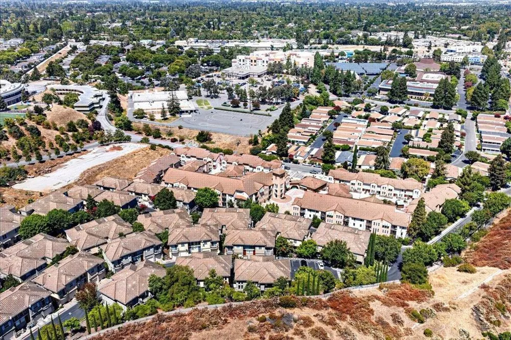 2695 Villa Cortona Way San Jose, CA 95125