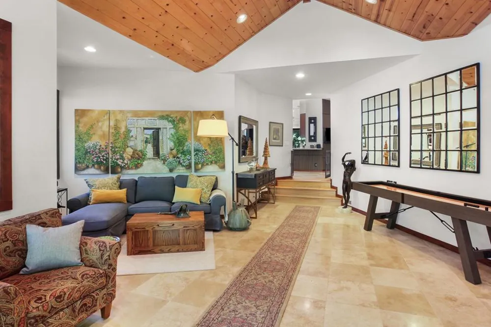 15 Heritage Road La Honda, CA 94020