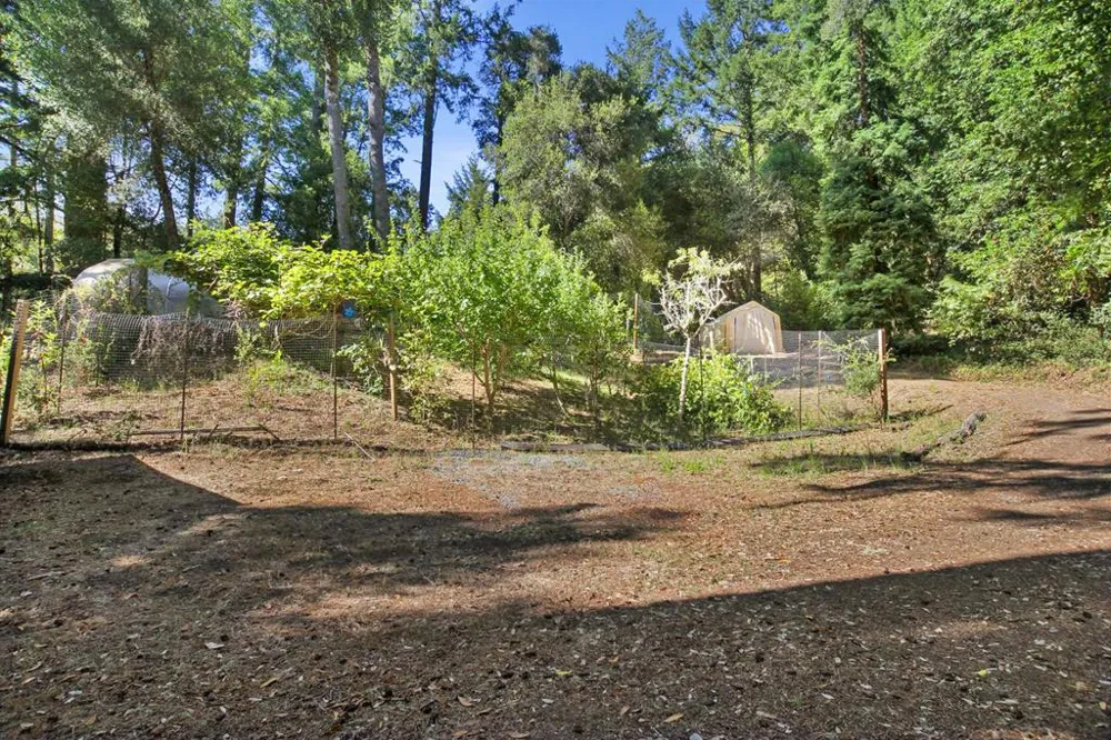 15 Heritage Road La Honda, CA 94020