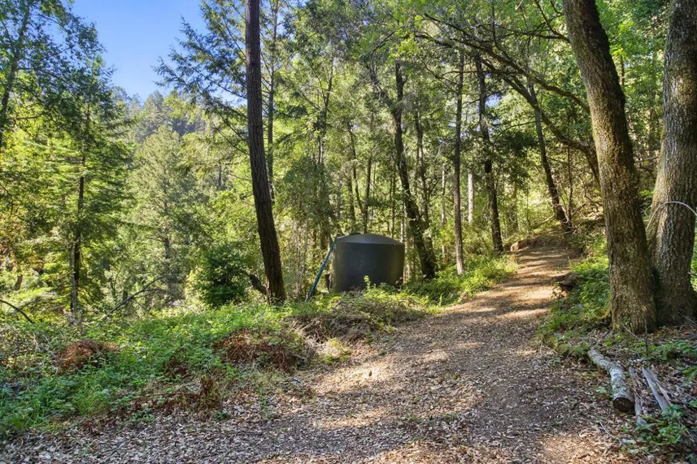 15 Heritage Road La Honda, CA 94020