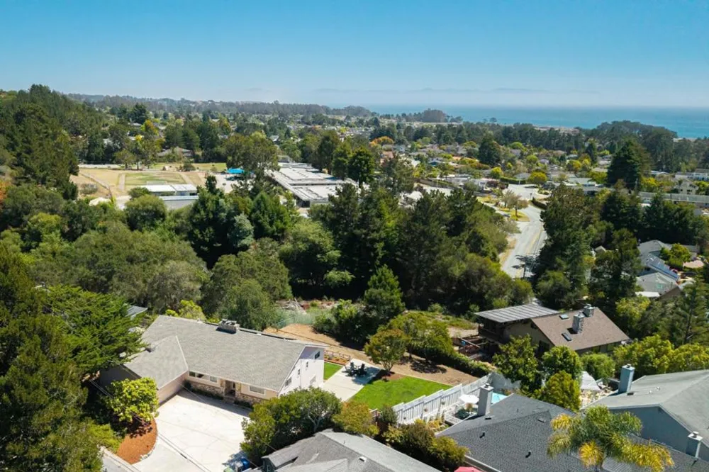 504 Cuesta Drive Aptos, CA 95003