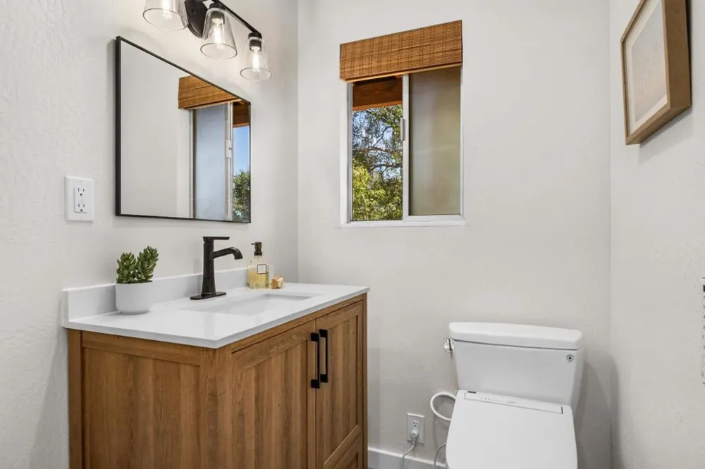 504 Cuesta Drive Aptos, CA 95003