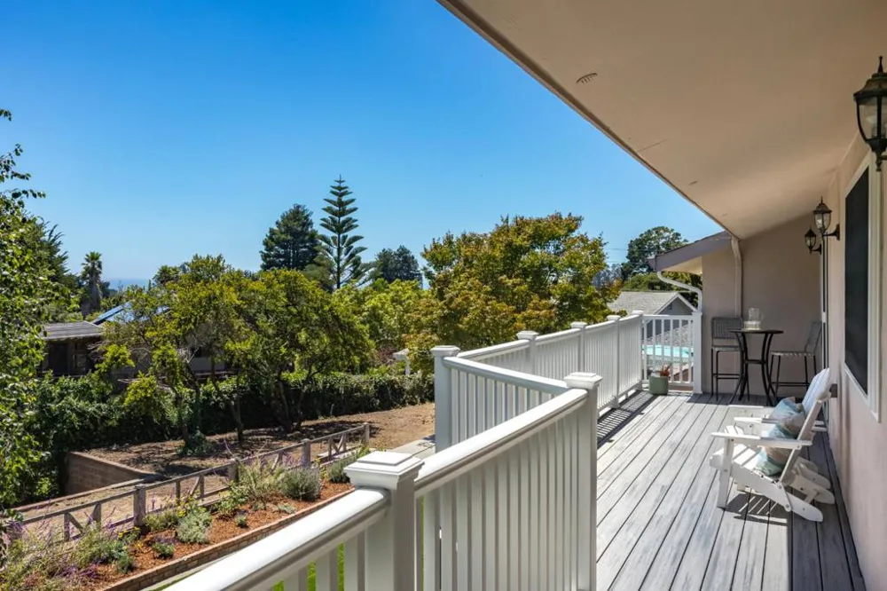504 Cuesta Drive Aptos, CA 95003