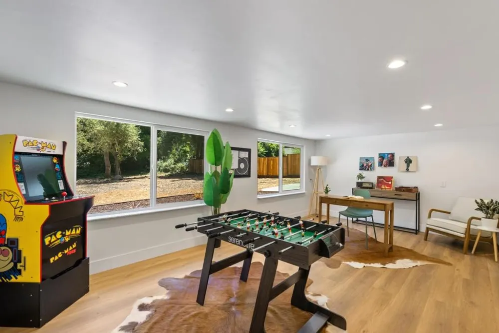 12670 East Street Boulder Creek, CA 95006
