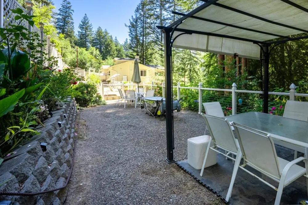 16855 Redwood Lodge Road Los Gatos, CA 95033