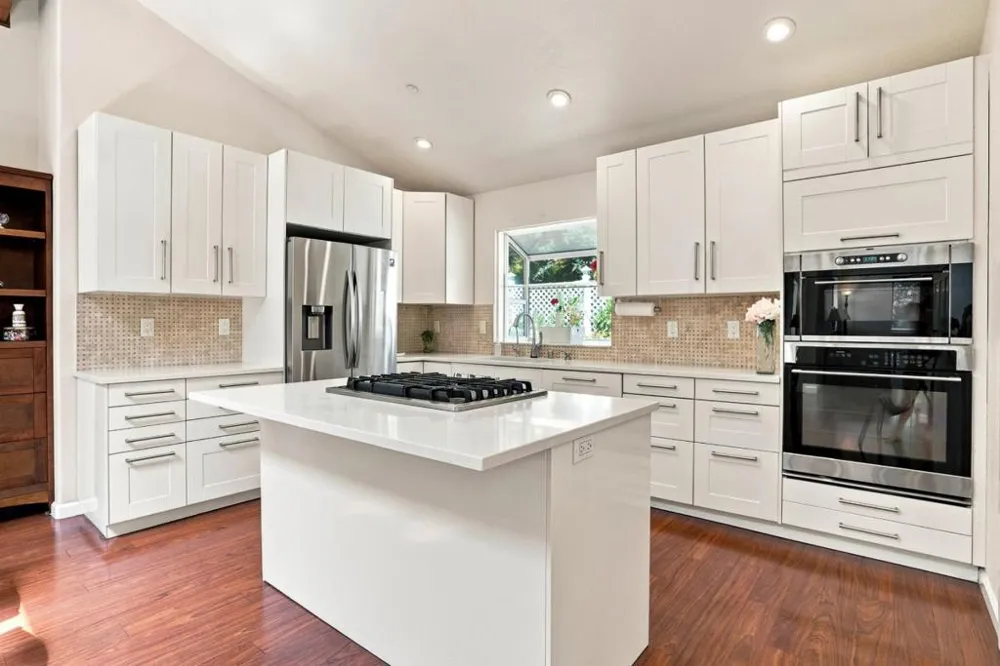 16855 Redwood Lodge Road Los Gatos, CA 95033