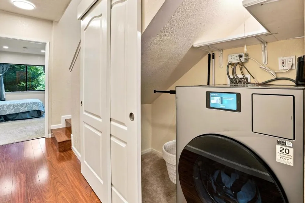 16855 Redwood Lodge Road Los Gatos, CA 95033