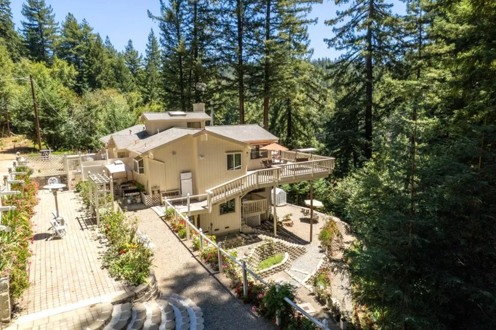 16855 Redwood Lodge Road Los Gatos, CA 95033