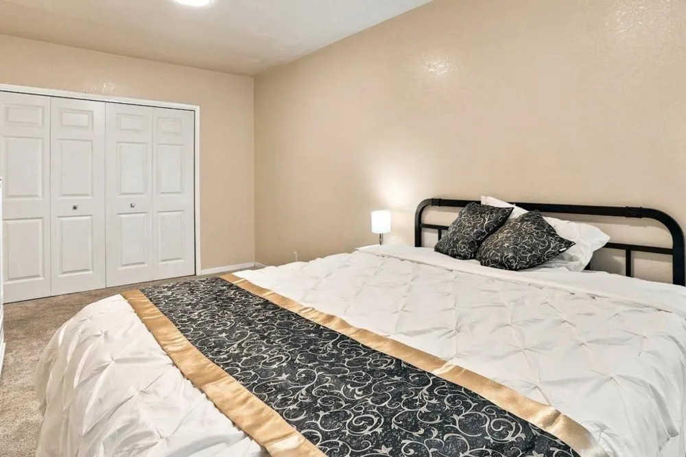 16855 Redwood Lodge Road Los Gatos, CA 95033