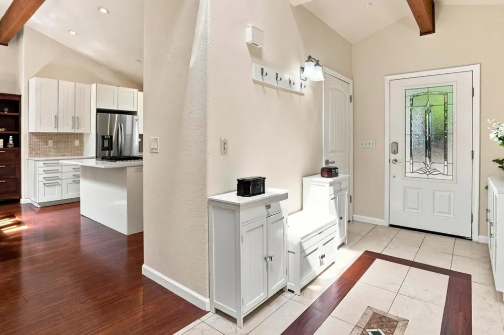 16855 Redwood Lodge Road Los Gatos, CA 95033