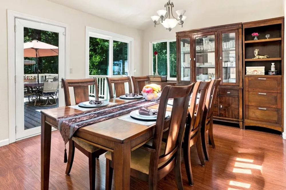 16855 Redwood Lodge Road Los Gatos, CA 95033
