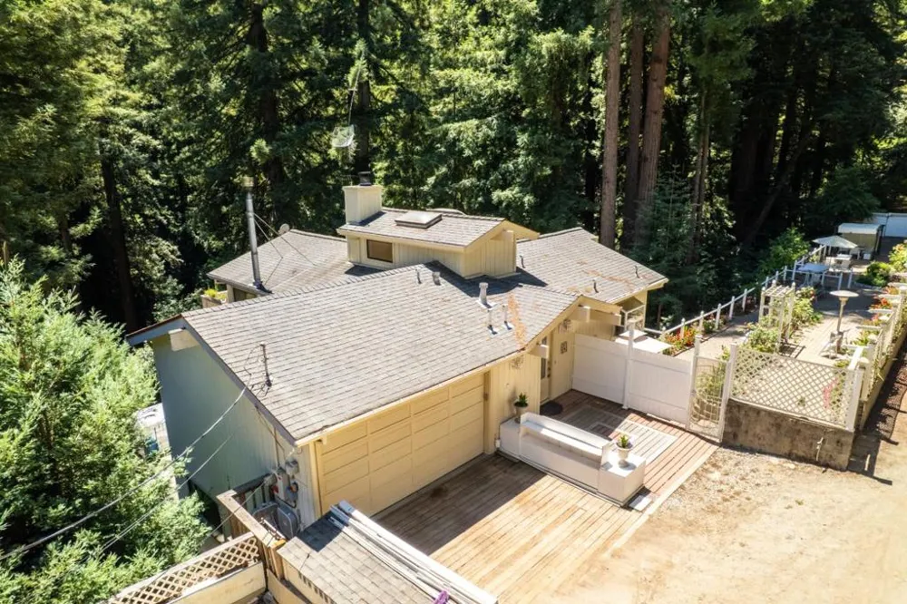 16855 Redwood Lodge Road Los Gatos, CA 95033