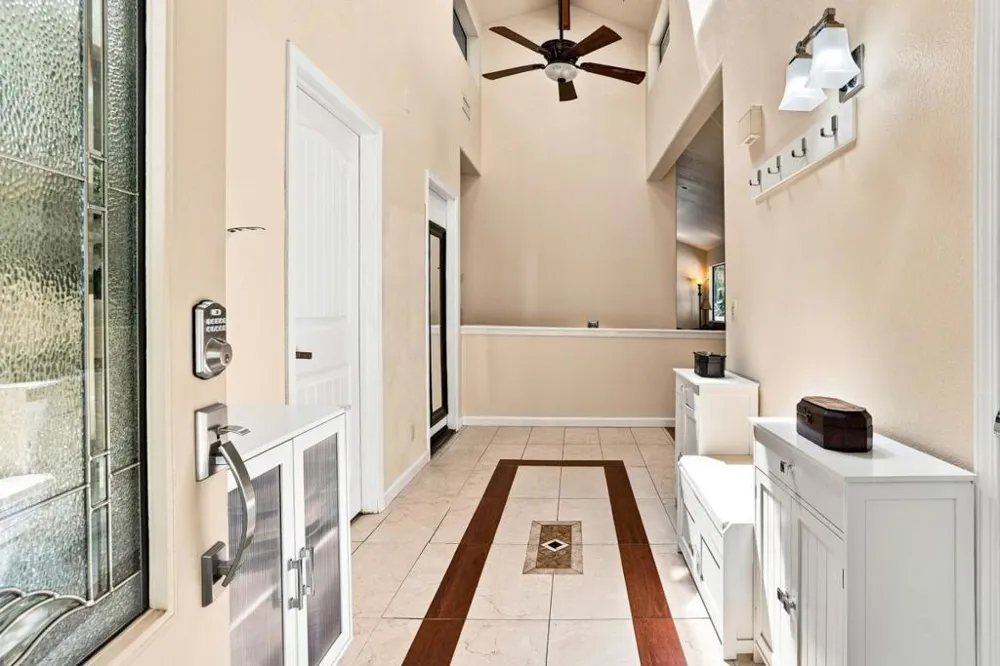 16855 Redwood Lodge Road Los Gatos, CA 95033