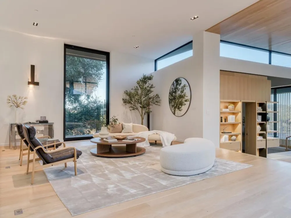 2 Rumsen Trace Carmel, CA 93923