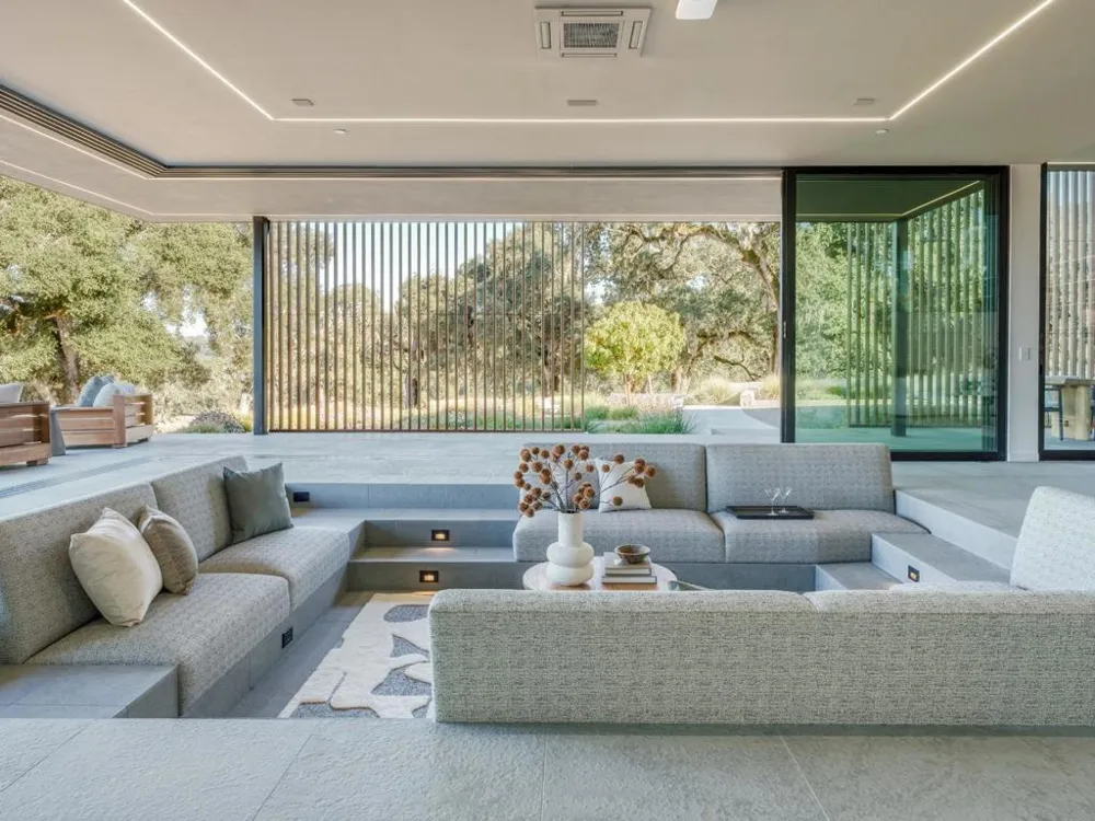 2 Rumsen Trace Carmel, CA 93923