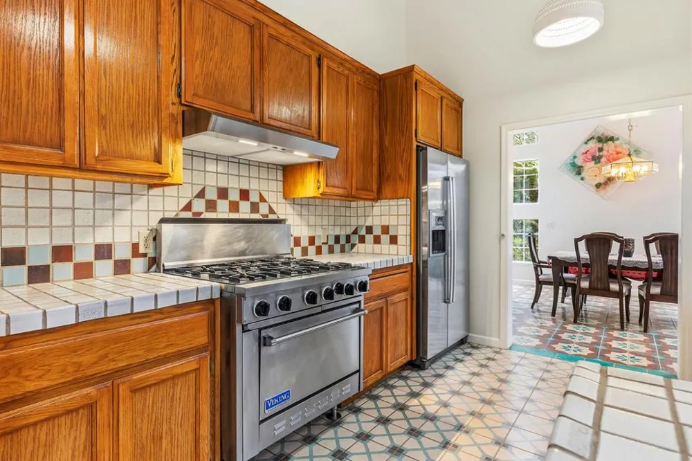 14641 Tumble Weed Lane Royal Oaks, CA 95076