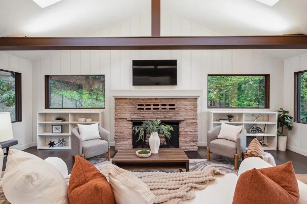 176 Los Trancos Circle Portola Valley, CA 94028