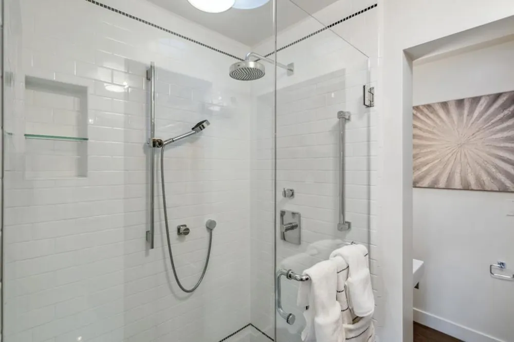 176 Los Trancos Circle Portola Valley, CA 94028
