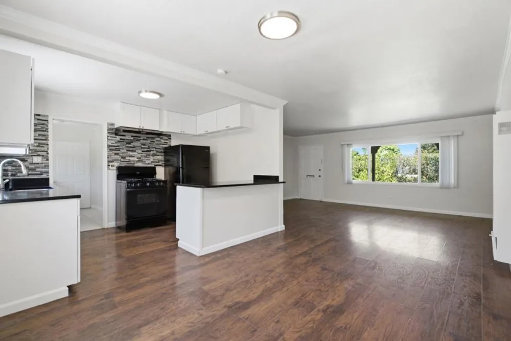 10010 Bret Avenue Cupertino, CA 95014