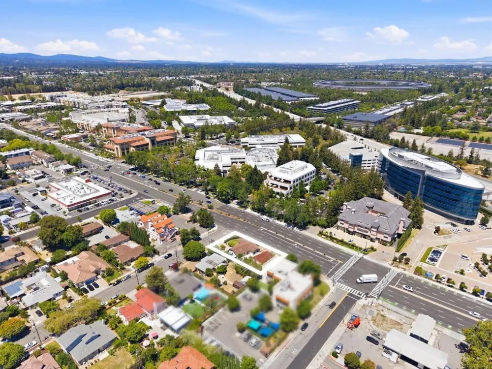10010 Bret Avenue Cupertino, CA 95014
