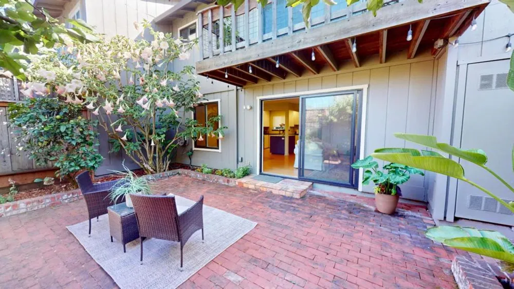 584 Spinnaker Court Santa Cruz, CA 95062