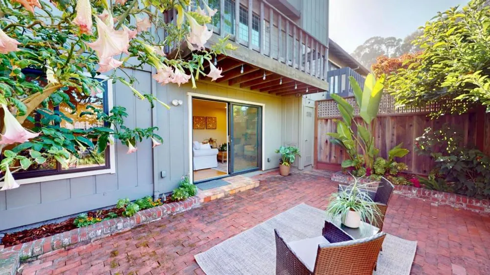 584 Spinnaker Court Santa Cruz, CA 95062