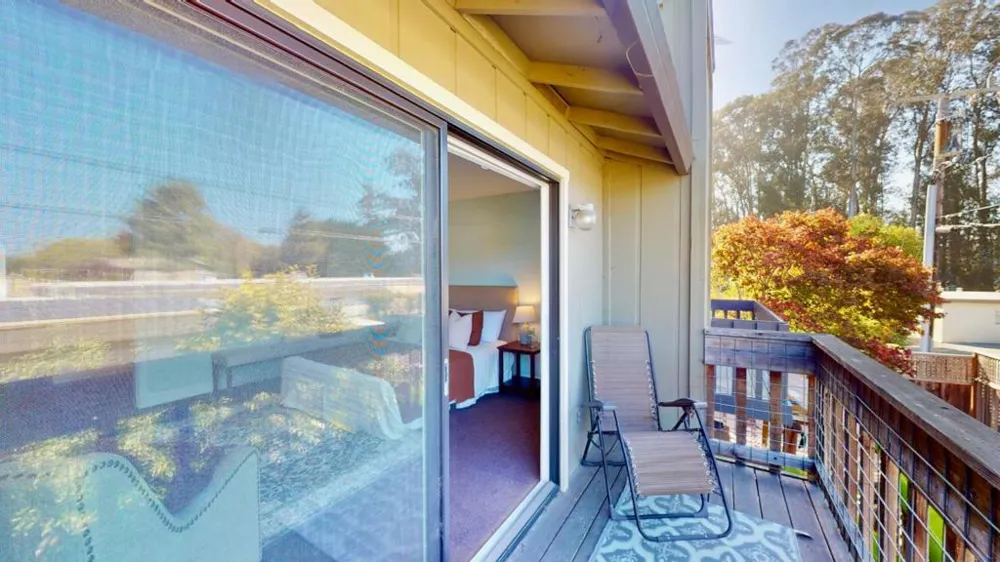 584 Spinnaker Court Santa Cruz, CA 95062