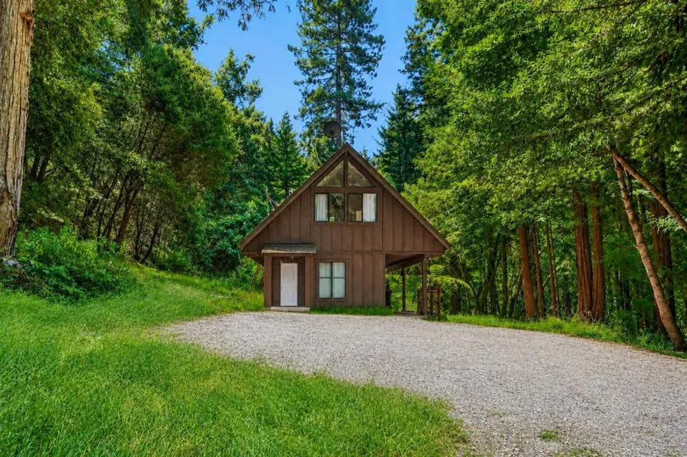 3750 Trout Gulch Road Aptos, CA 95003