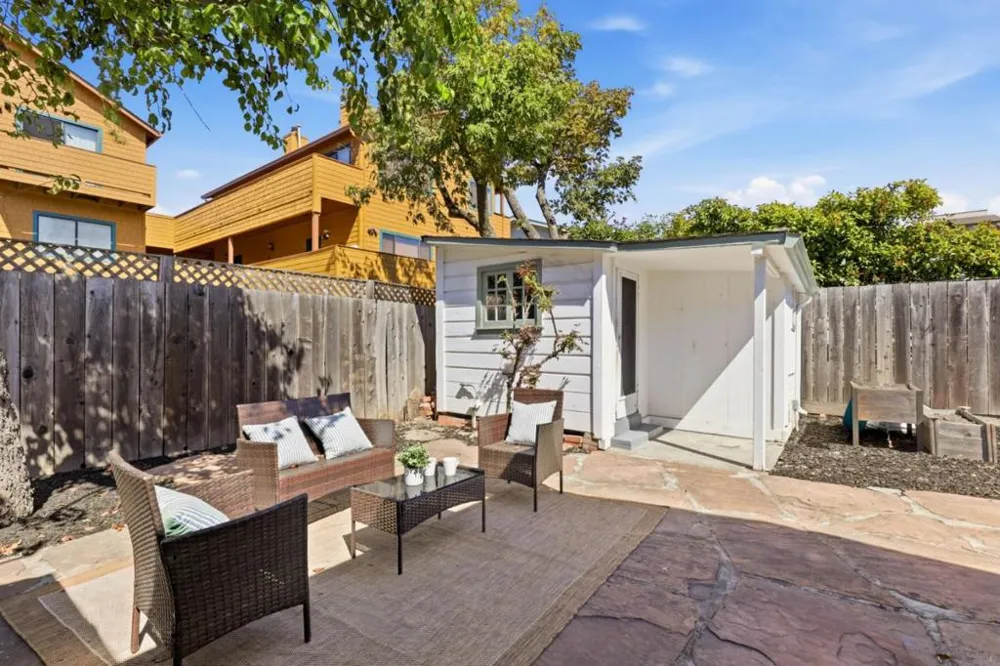 641 Waltermire Street Belmont, CA 94002