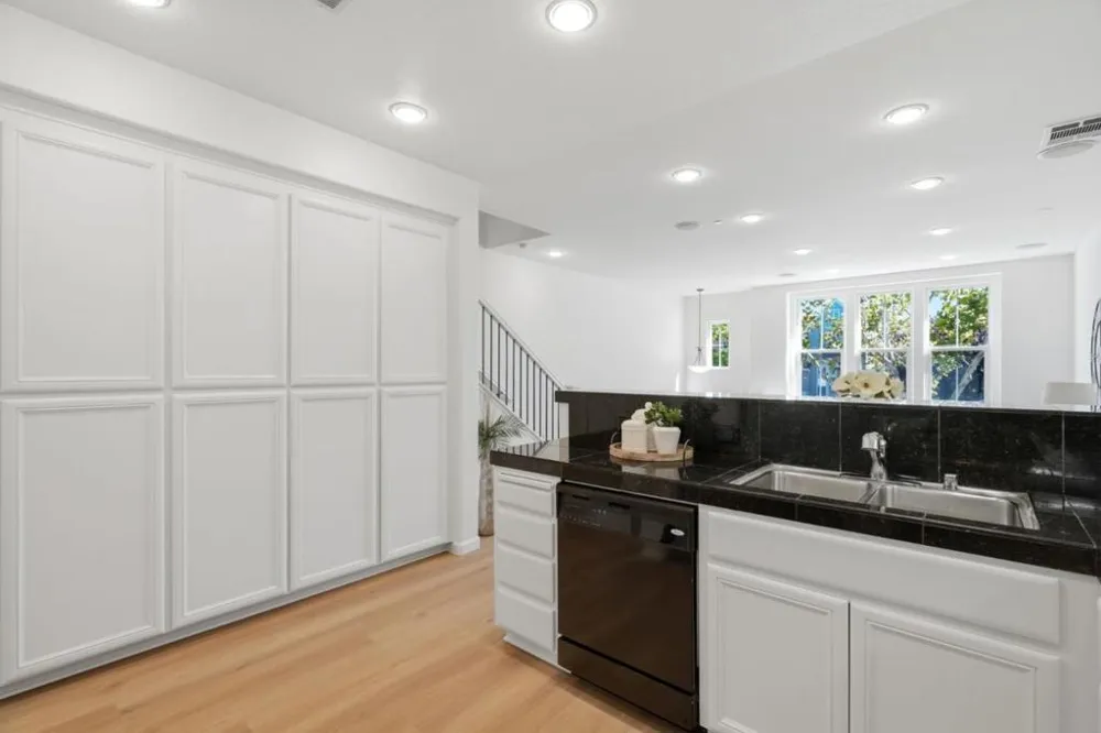 4513 Lick Mill Boulevard Santa Clara, CA 95054