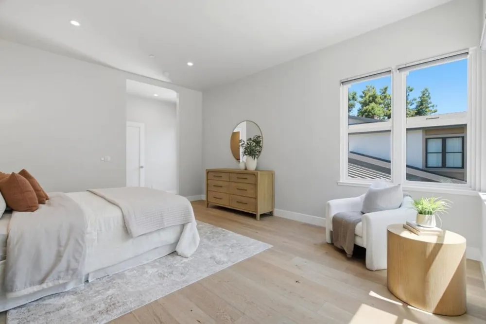 826 W Olive Avenue Sunnyvale, CA 94086