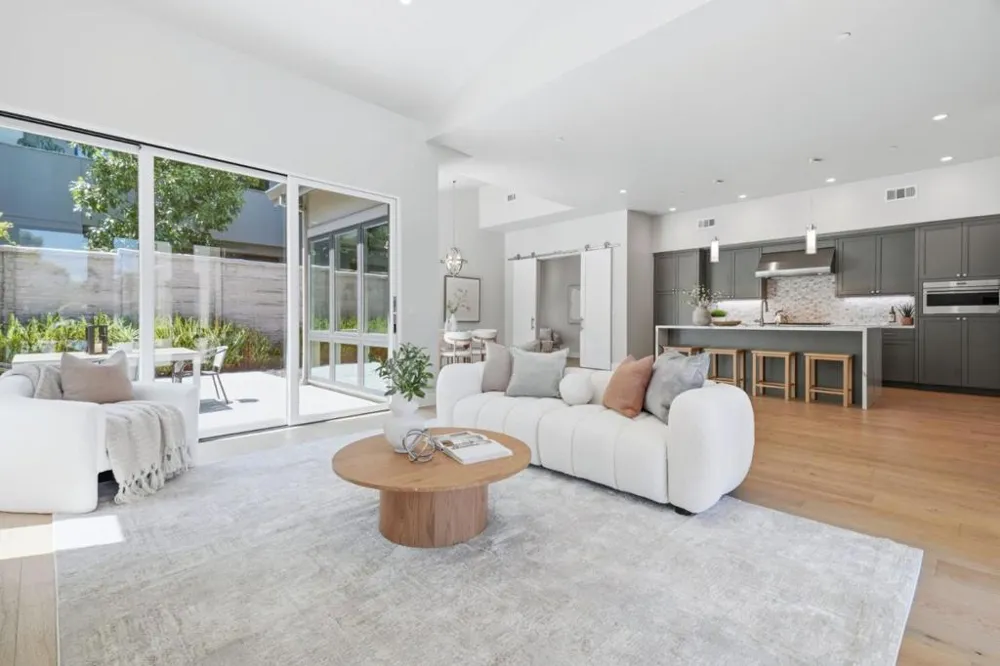 826 W Olive Avenue Sunnyvale, CA 94086