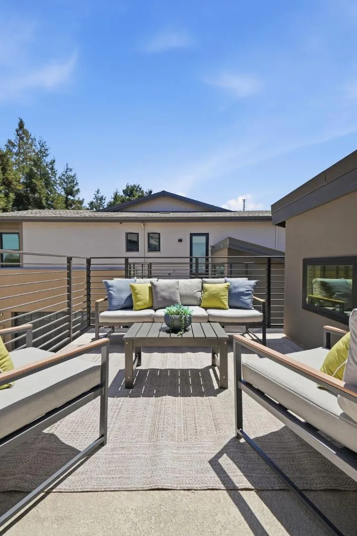 826 W Olive Avenue Sunnyvale, CA 94086