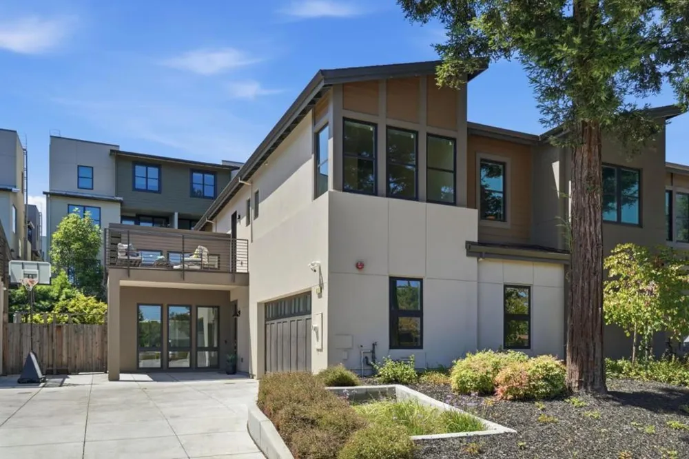 826 W Olive Avenue Sunnyvale, CA 94086