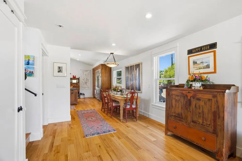 529 Capitola Avenue Capitola, CA 95010