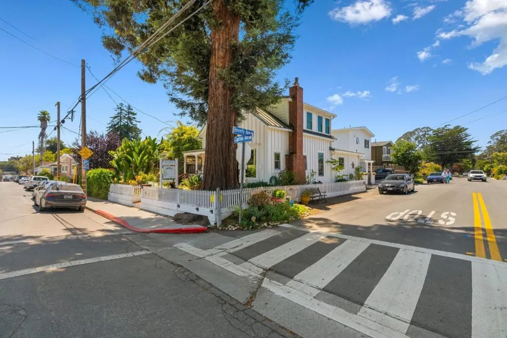 529 Capitola Avenue Capitola, CA 95010