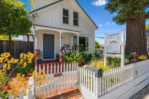 529 Capitola Avenue